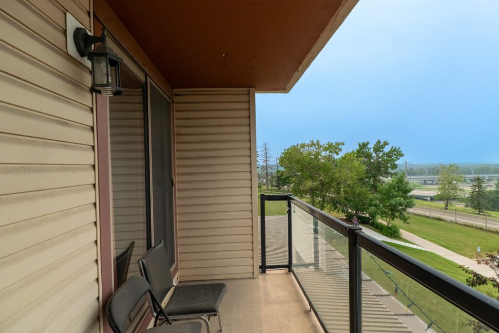 New Becker Manor Photos – Unit